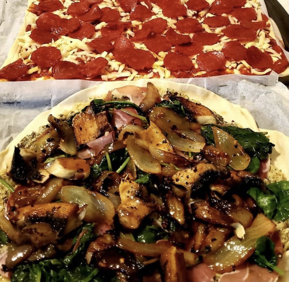 Homemade pizza with veggies